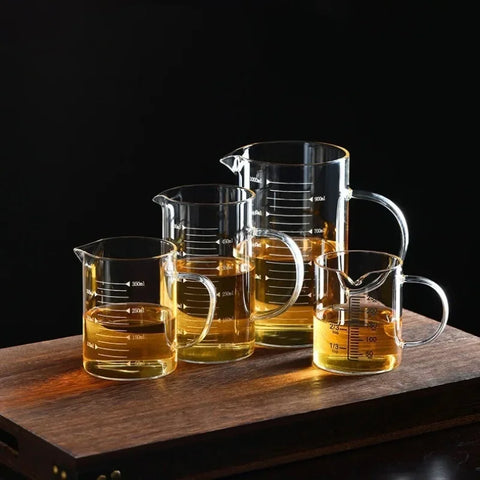 350-1000ml Glass Measuring Cup With Lid Heat-resistant Measuring Mug With Scales Laboratory Beaker Handle Kitchen Measuring Tool